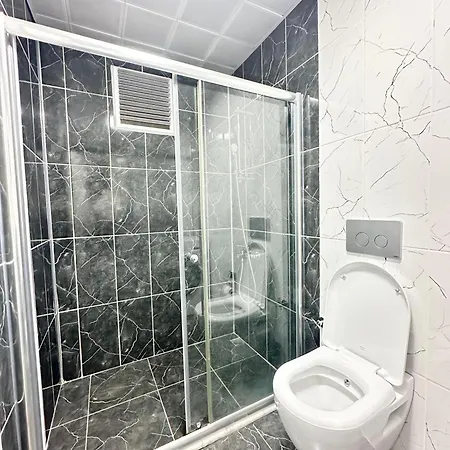 Renaissance Aparthotel 3*