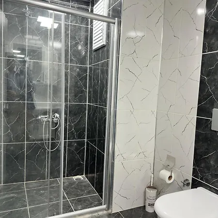 Renaissance Aparthotel 3*