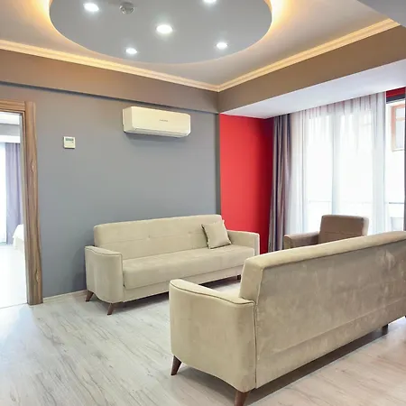 Renaissance Aparthotel 3*