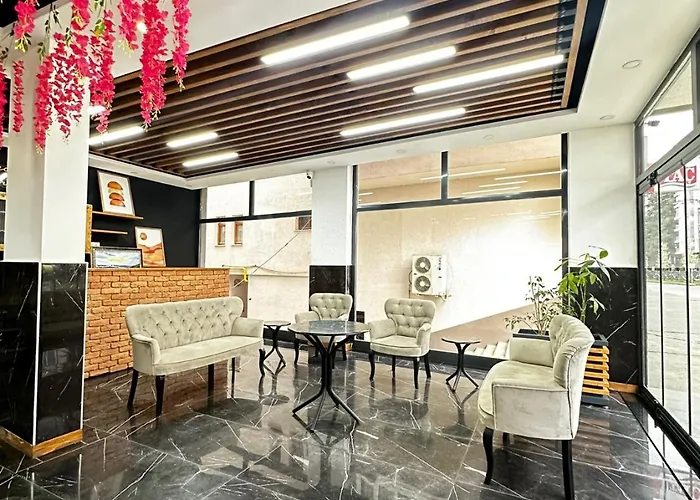 Renaissance Aparthotel 3*